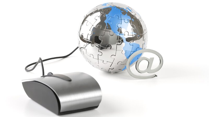 computer mouse with globe and at symbol