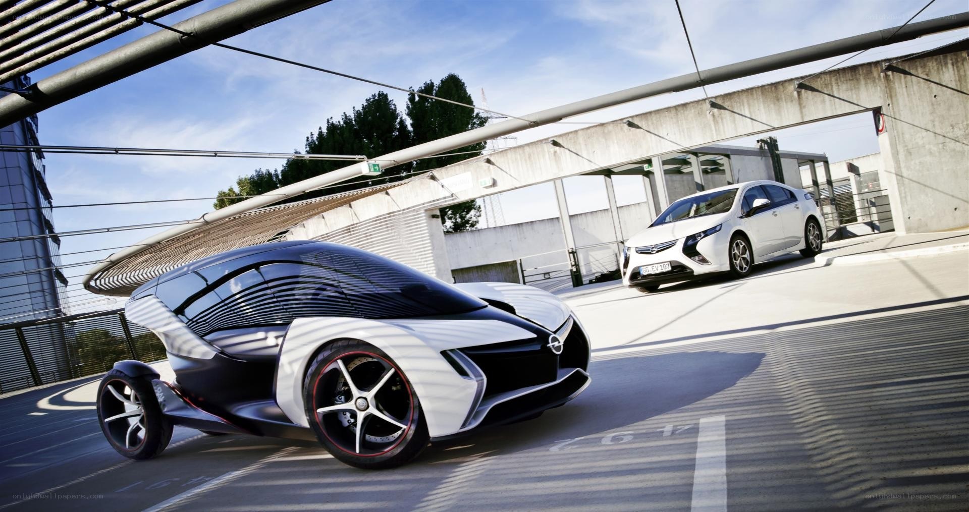 Concept car and electric vehicle