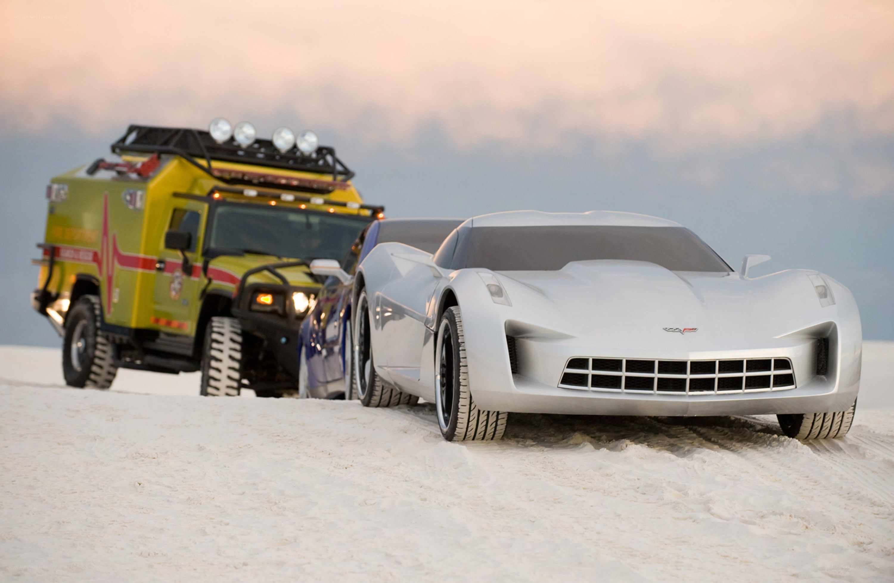Concept car and rescue vehicle