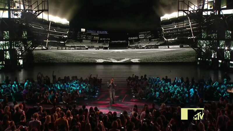 concert at yankee stadium