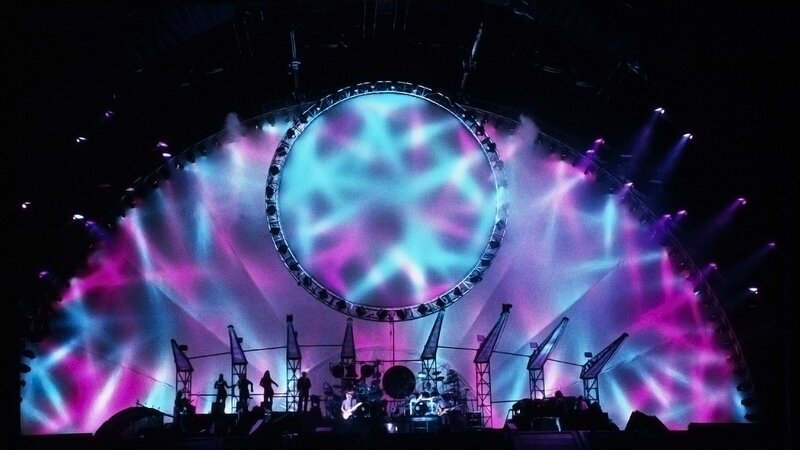 concert stage with circular screen