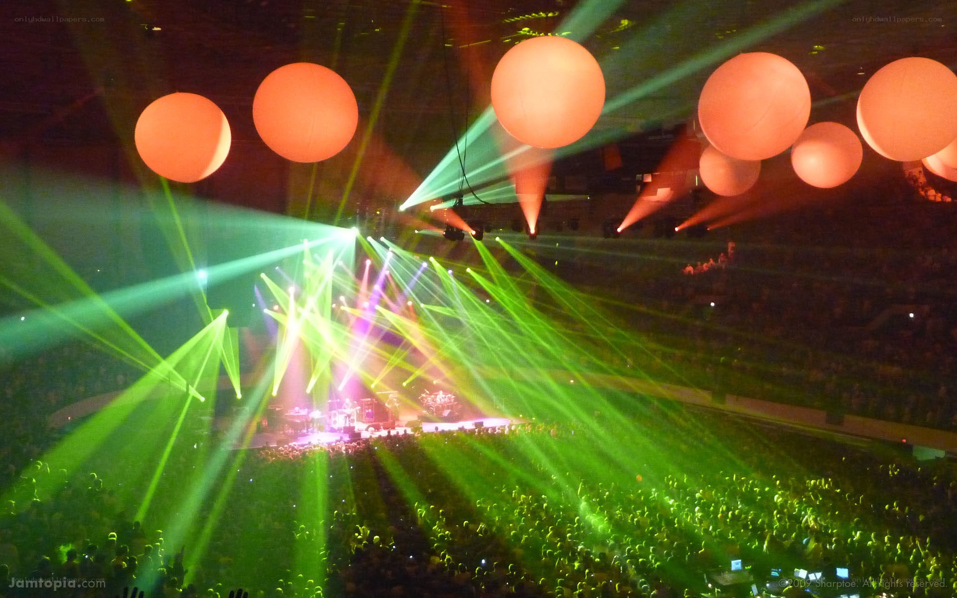 Concert with laser lights