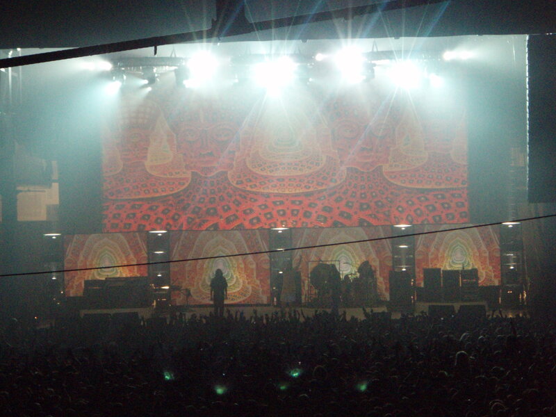 concert with psychedelic backdrop