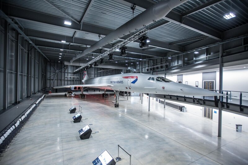 Concorde Airplane — White, Neutral