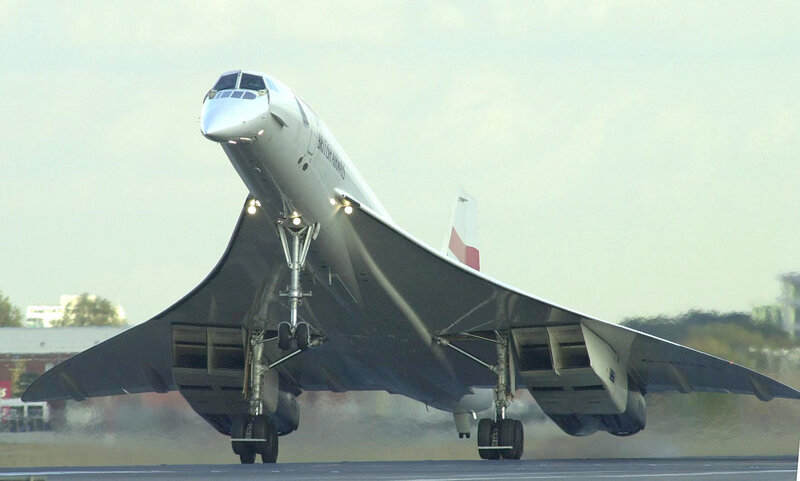 Concorde taking off