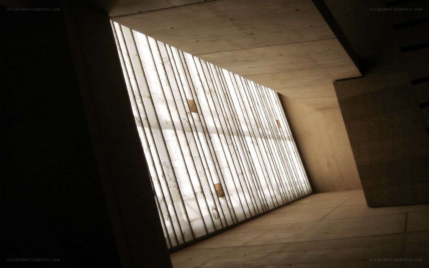 Concrete corridor with light wall