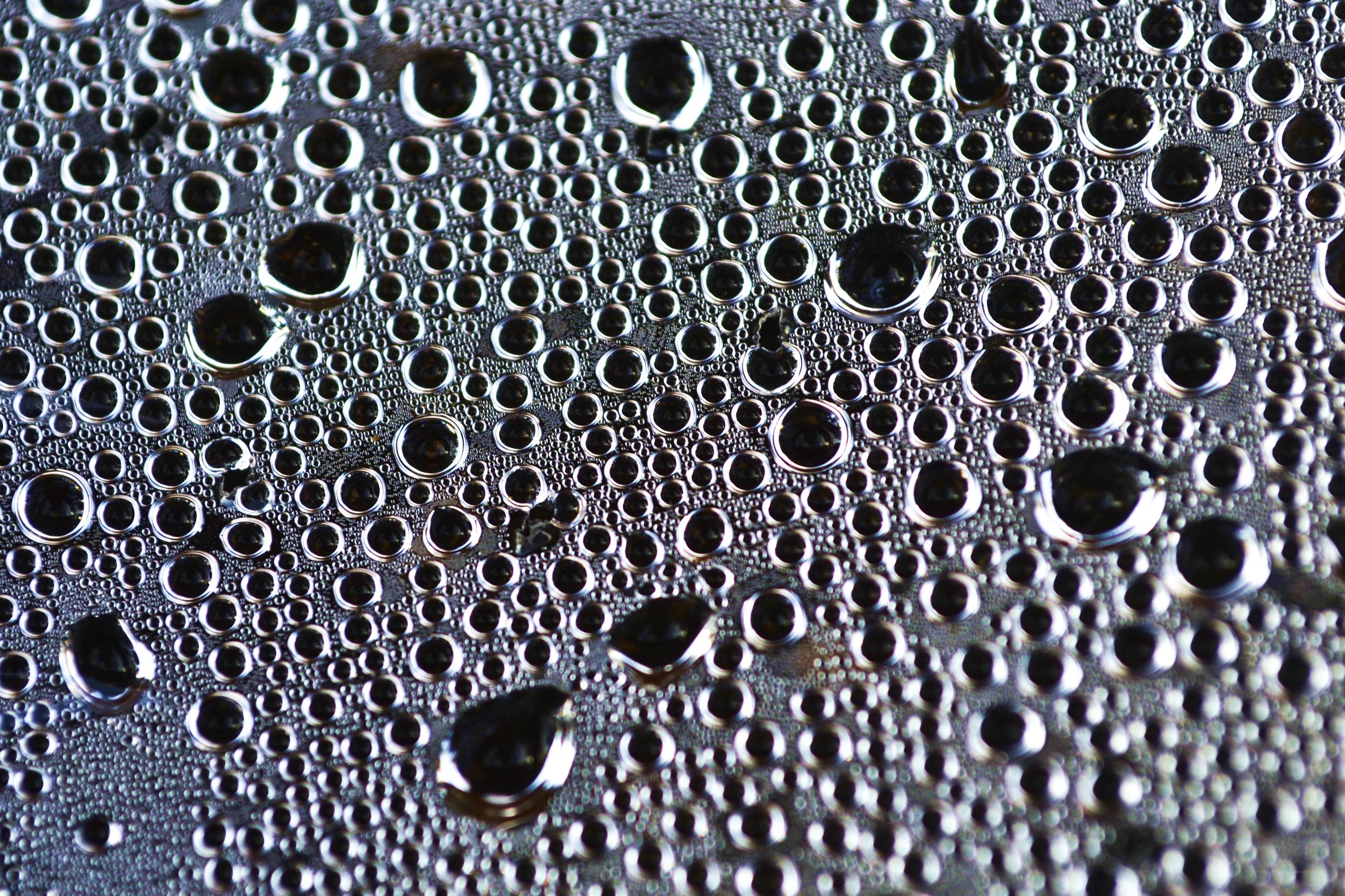 condensation on a metal surface