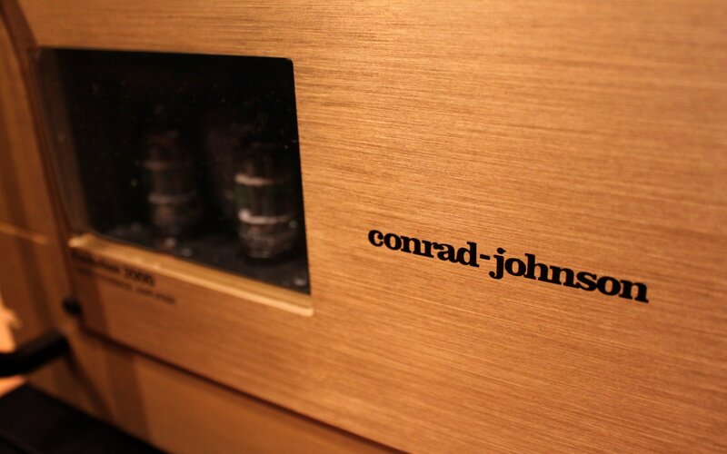 Conrad-Johnson amplifier