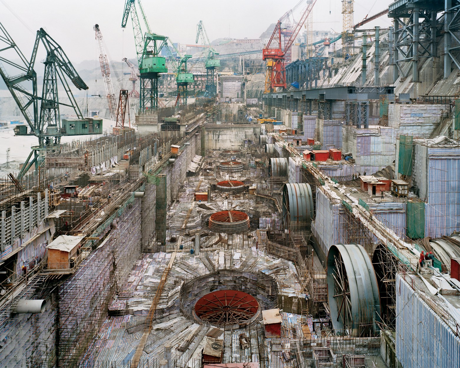 Construction of a large dam