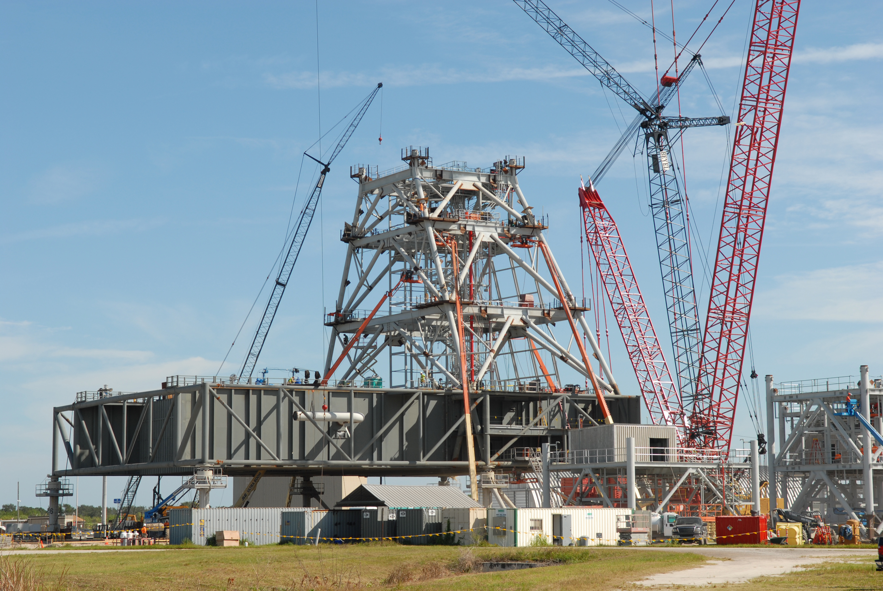 Construction of a launch tower