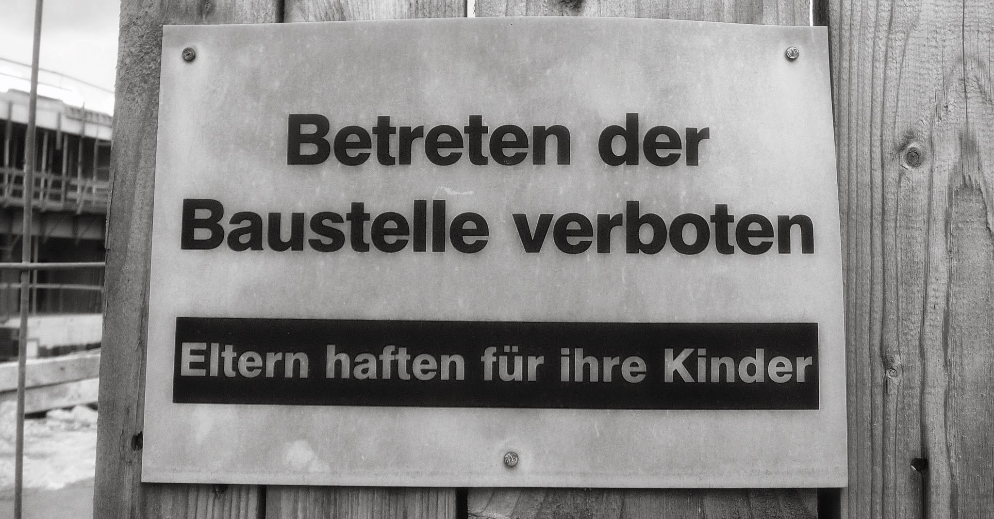 Construction site warning sign