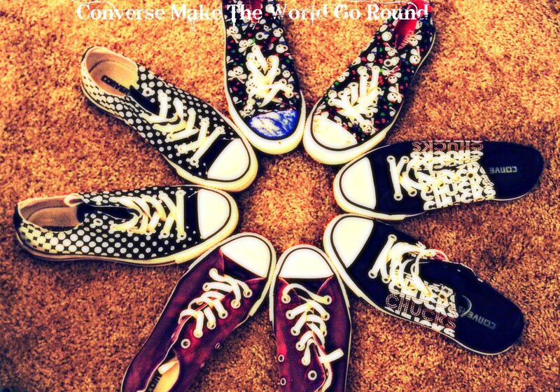 Converse Sneakers in Circle