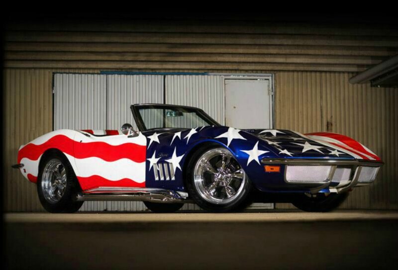 Convertible Car with Flag Design
