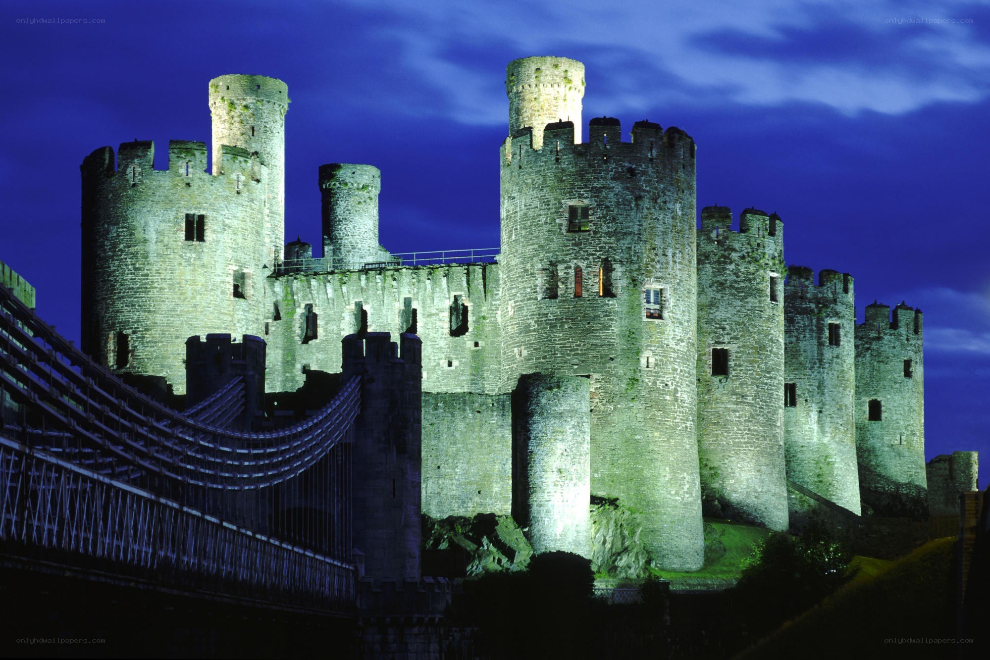 Conwy Castle at night