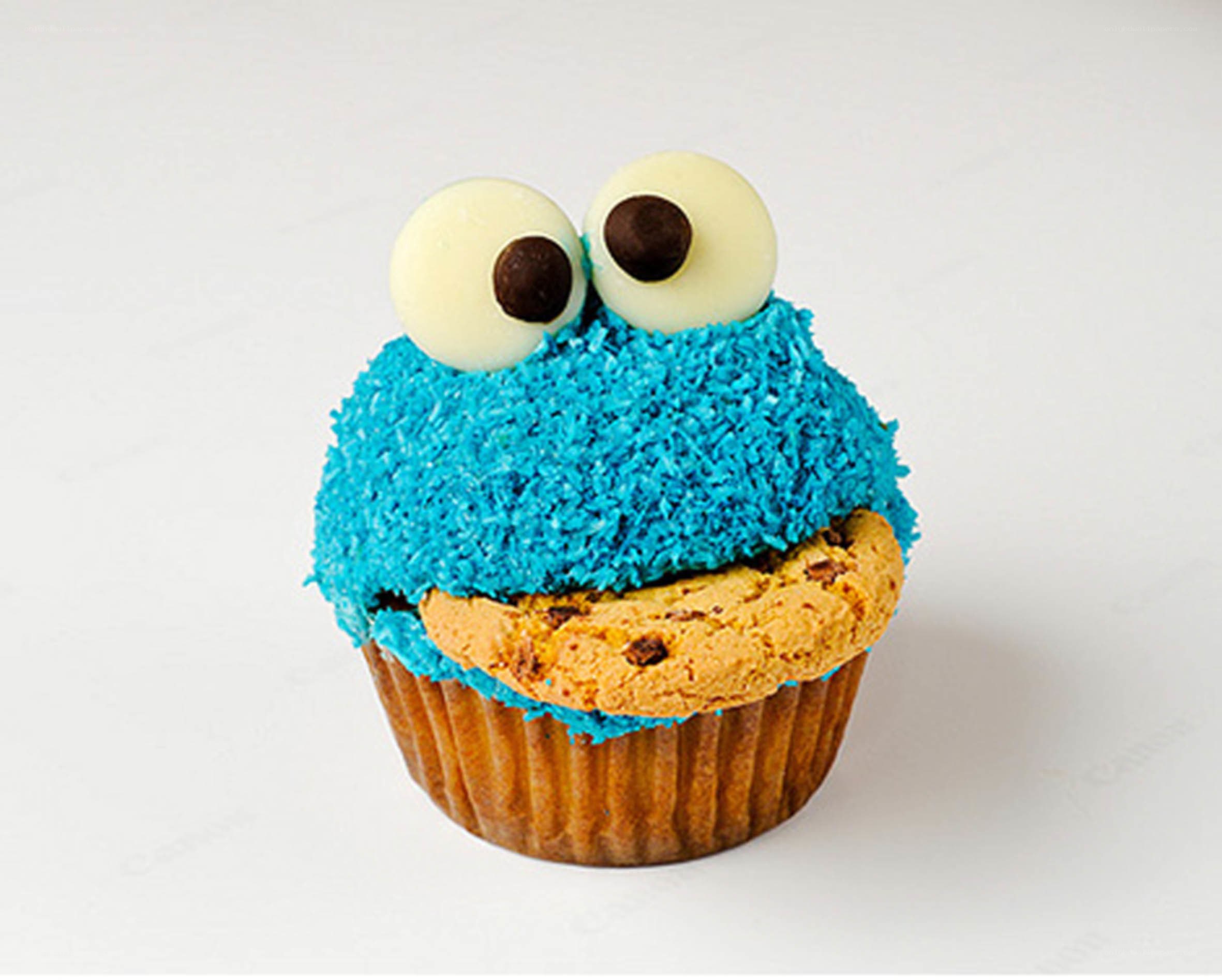 Cookie Monster cupcake
