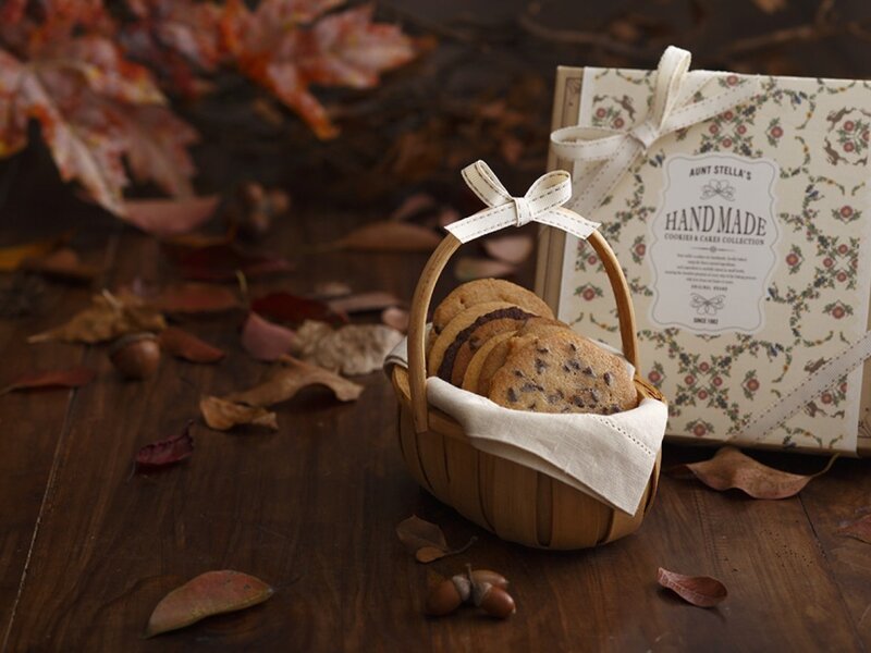 Cookies in a Basket — Brown
