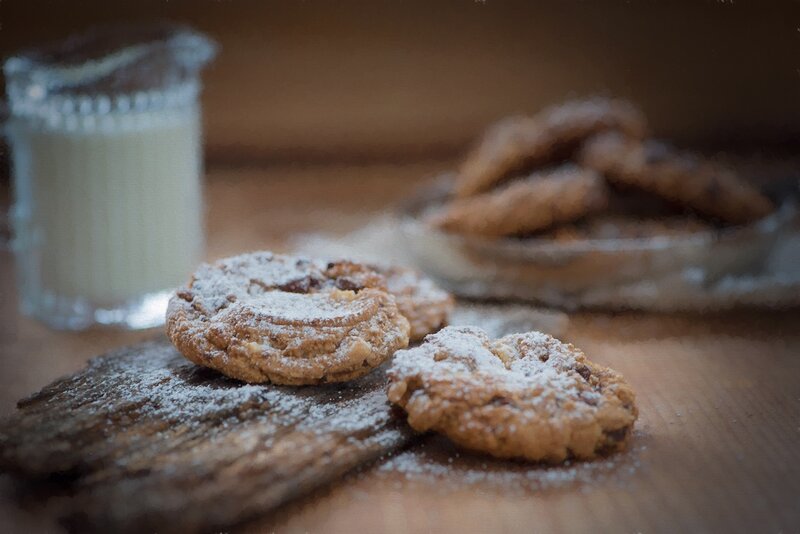 cookies with powdered sugar