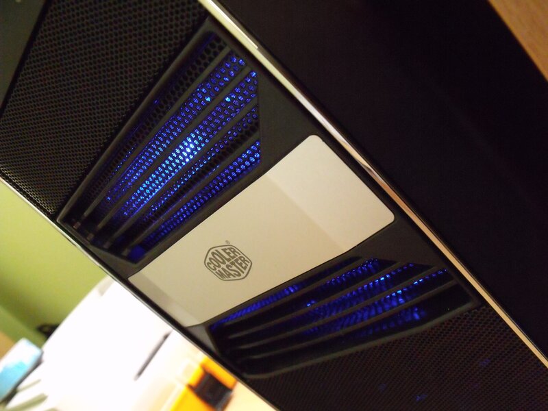 Cooler Master PC case front