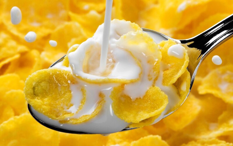 Corn Flakes with Milk — Yellow