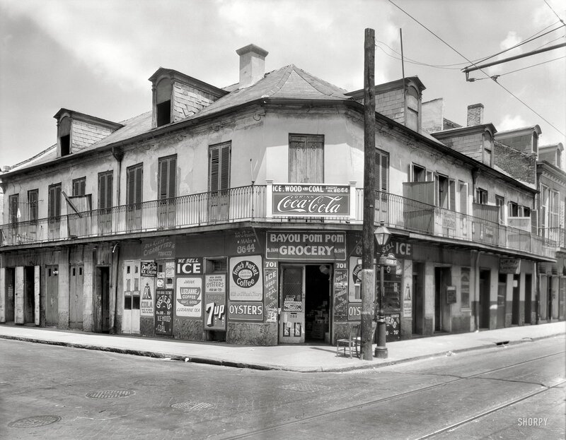 Corner grocery in New Orleans