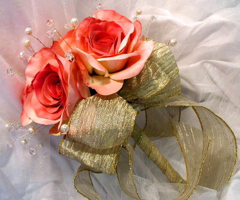 Corsage with Roses and Ribbon