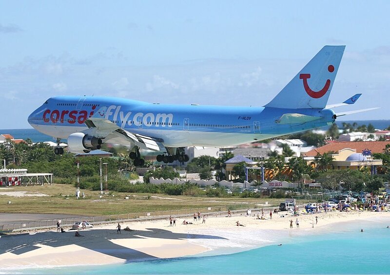 Corsair Boeing 747 landing