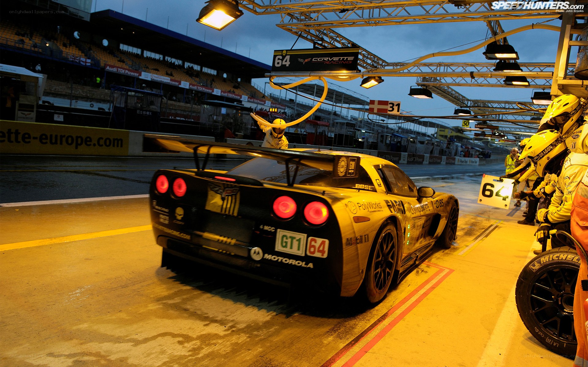 Corvette racing car in pit stop