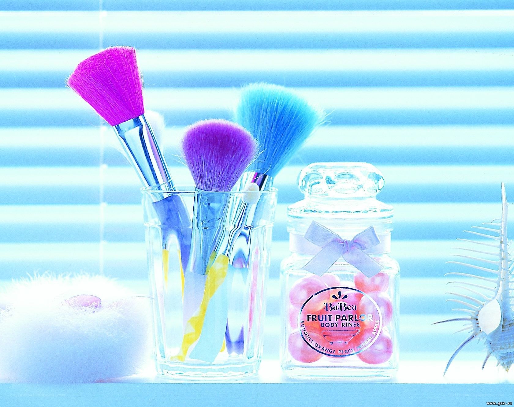 Cosmetics and body care items