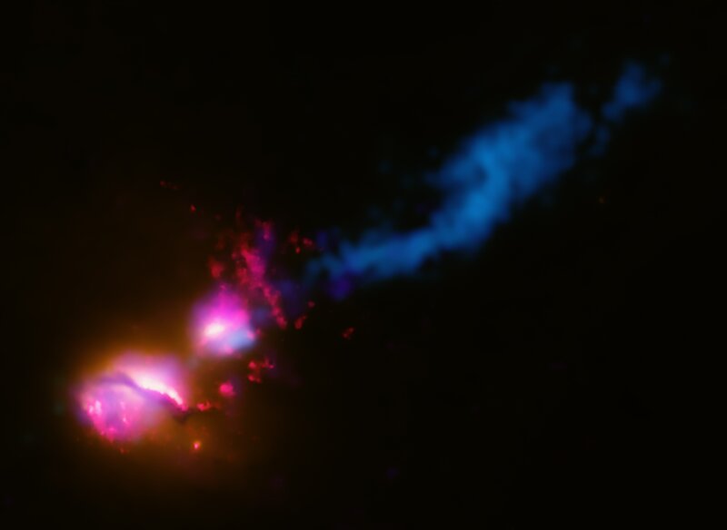 Cosmic jet from a galaxy