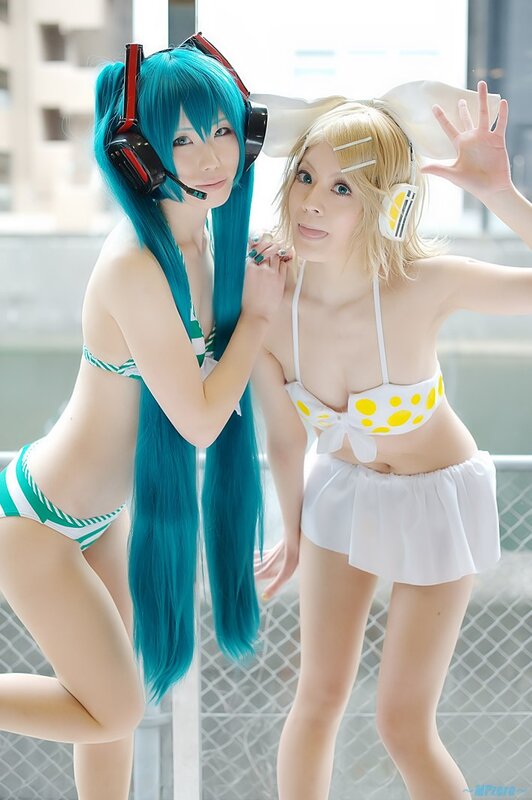 cosplay of anime characters
