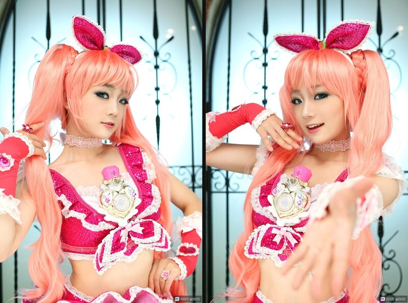 cosplay of pink character