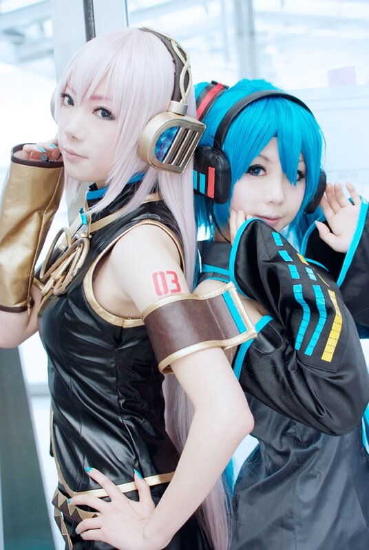 cosplay of two anime characters
