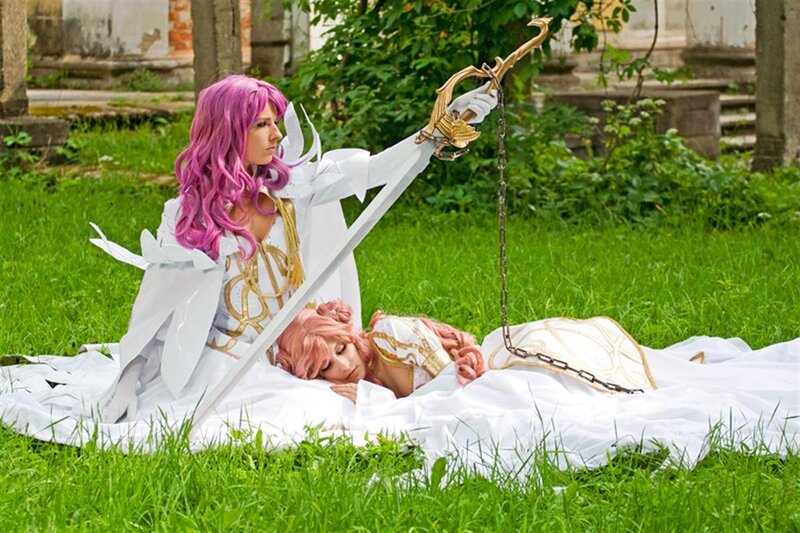 Cosplay of two characters in a garden