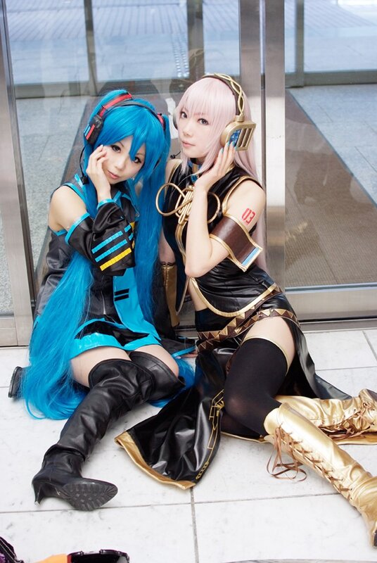 cosplay of vocaloid characters