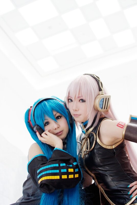 cosplay of vocaloid characters