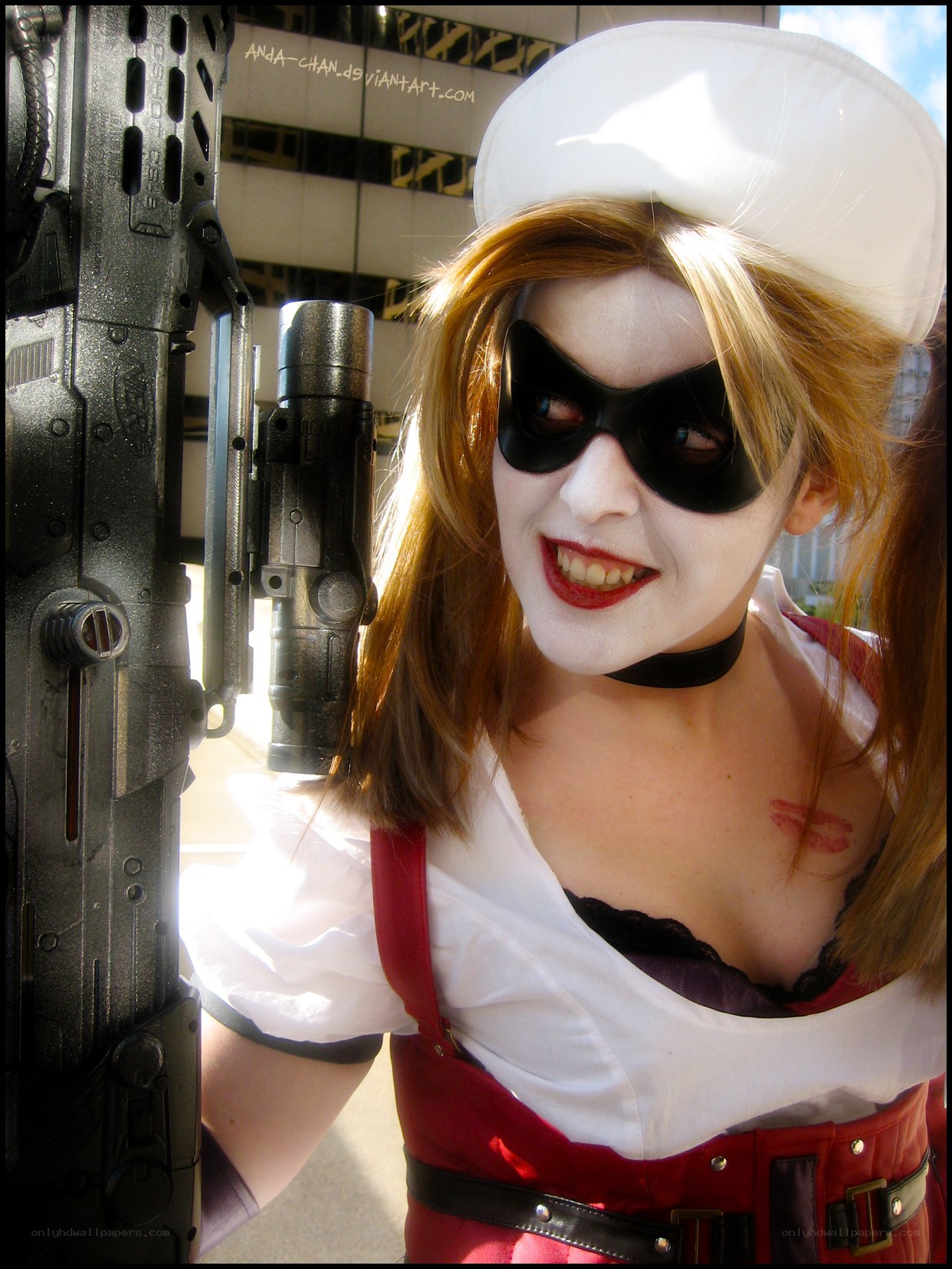 cosplayer as harley quinn