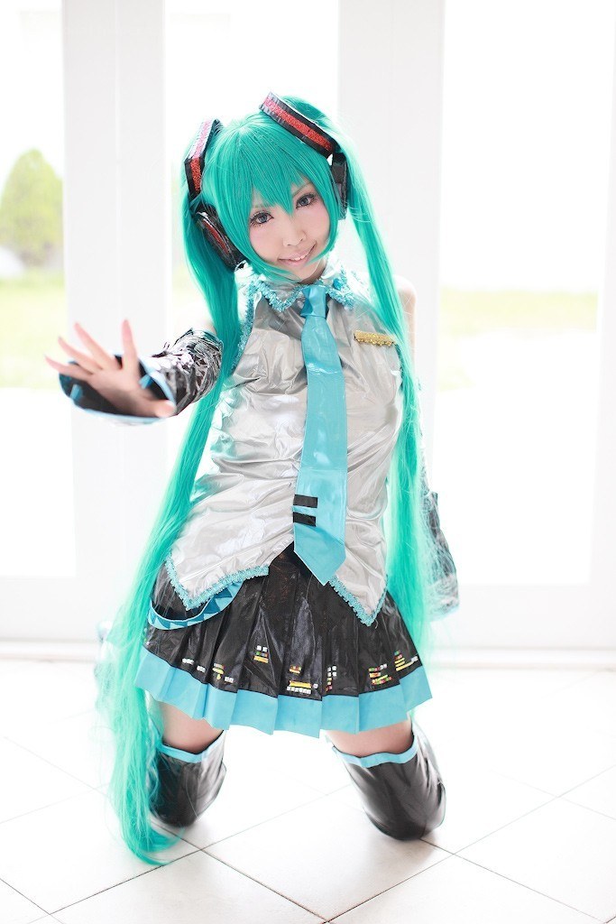 cosplayer as Hatsune Miku