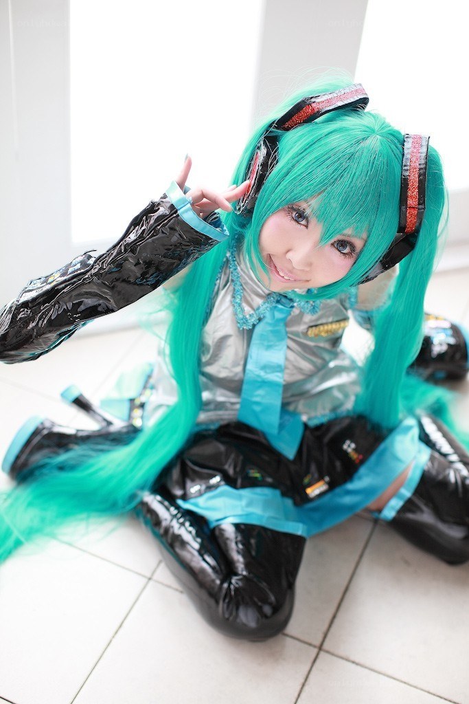 cosplayer as Hatsune Miku