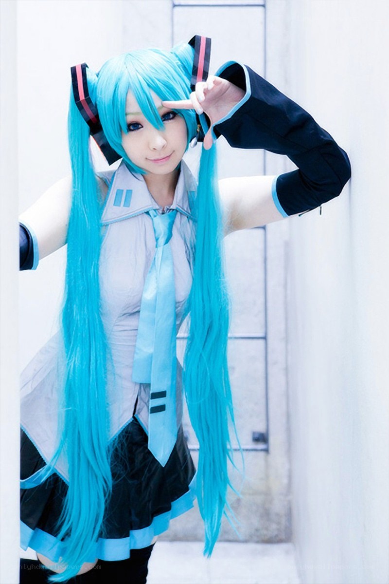 cosplayer as Hatsune Miku