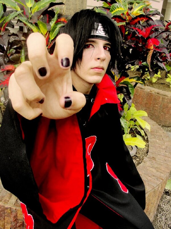 cosplayer as naruto character