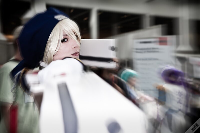 cosplayer at convention