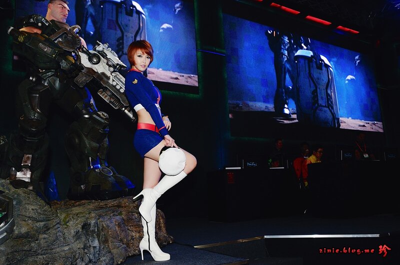 cosplayer at gaming event