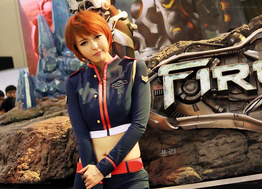 cosplayer at gaming event