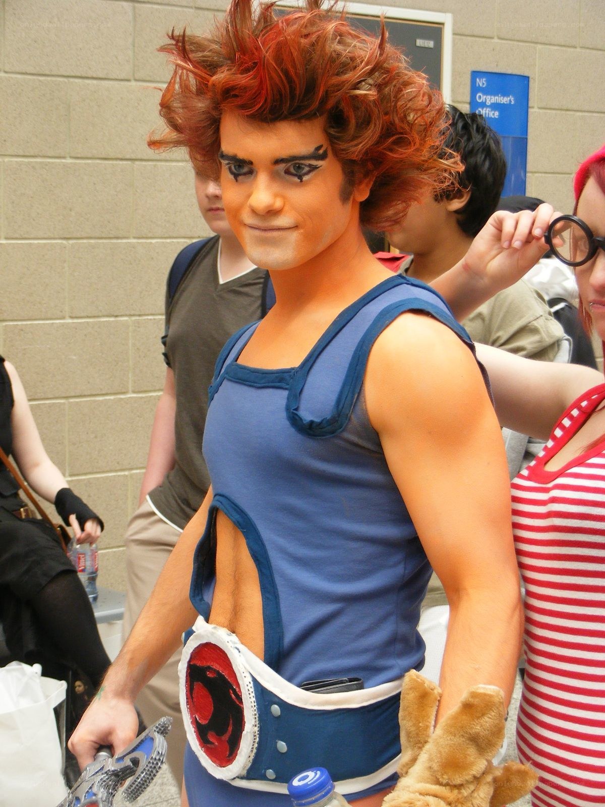 cosplayer dressed as lion-o