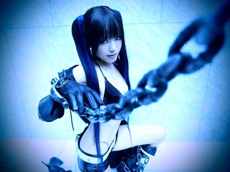 Cosplayer Holding Chain