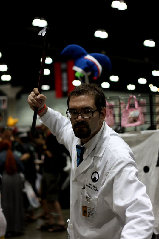 cosplayer holding crowbar