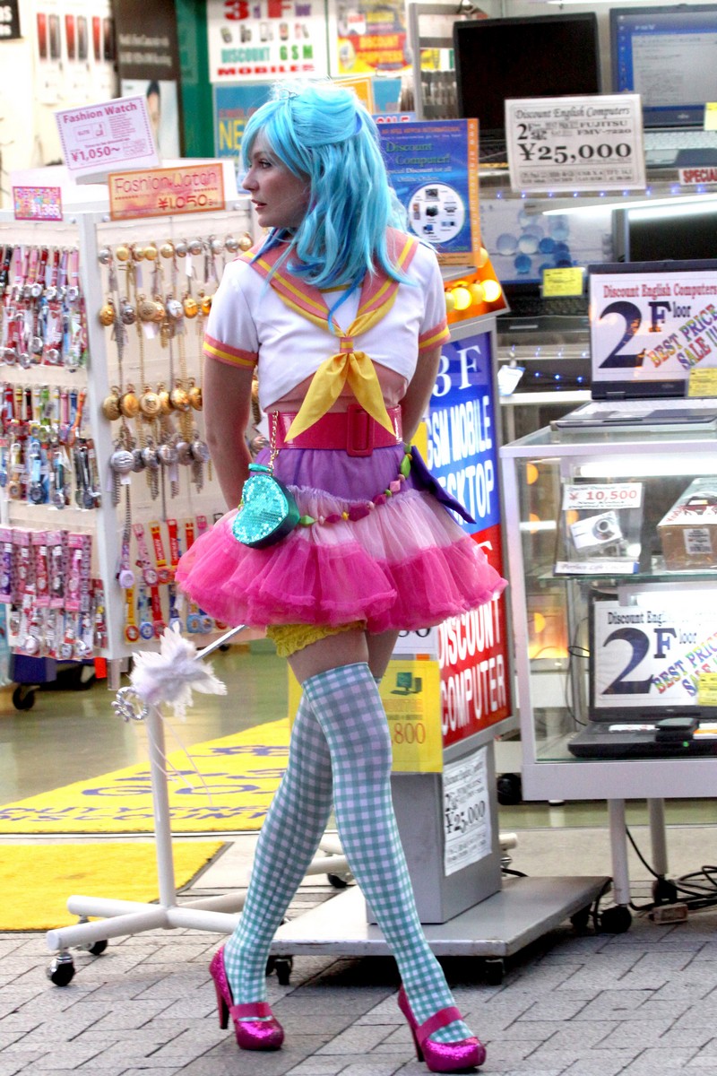 cosplayer in a store