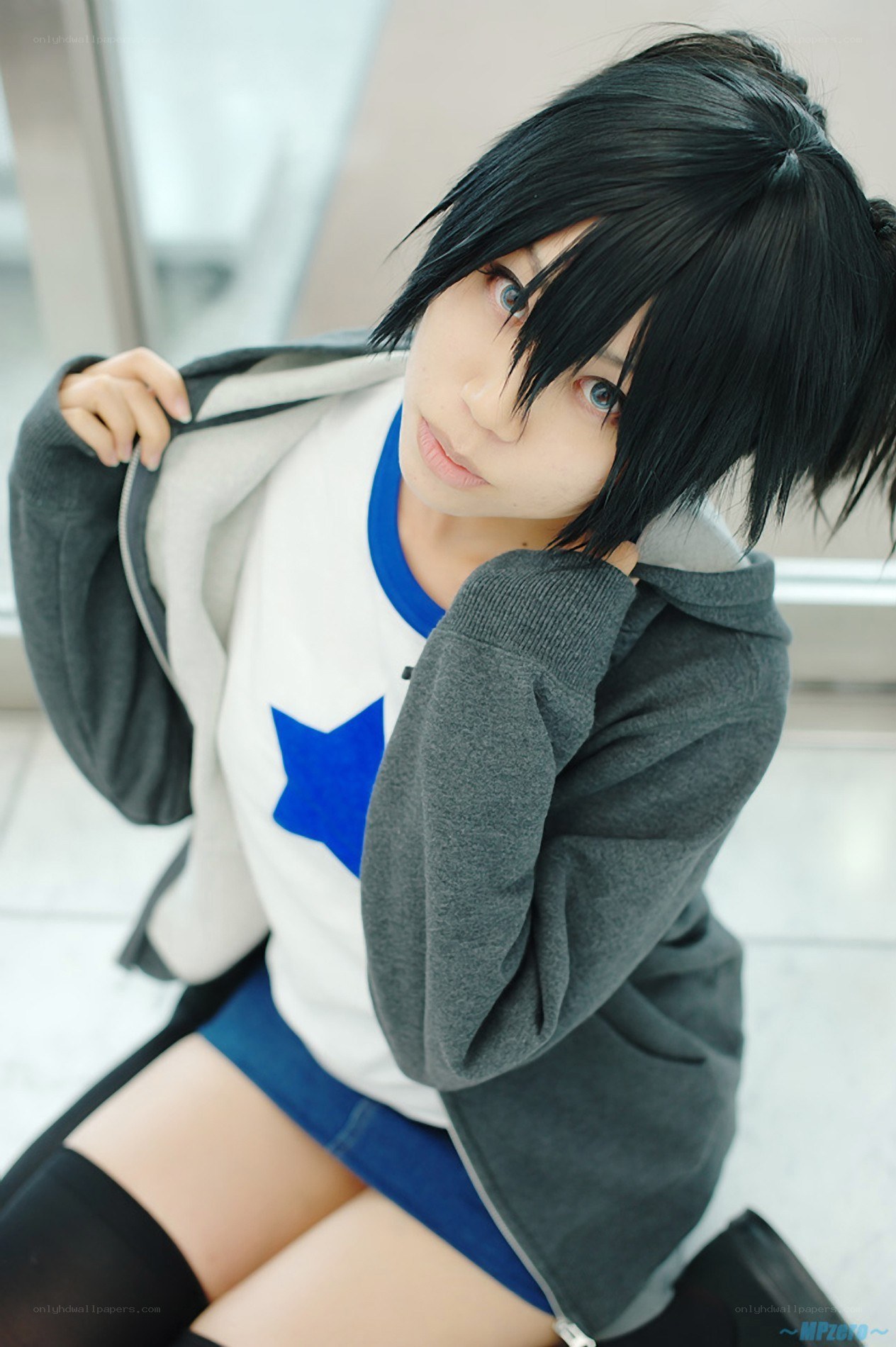 cosplayer in anime costume