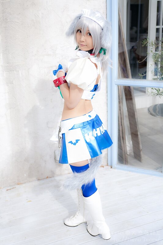 cosplayer in anime costume