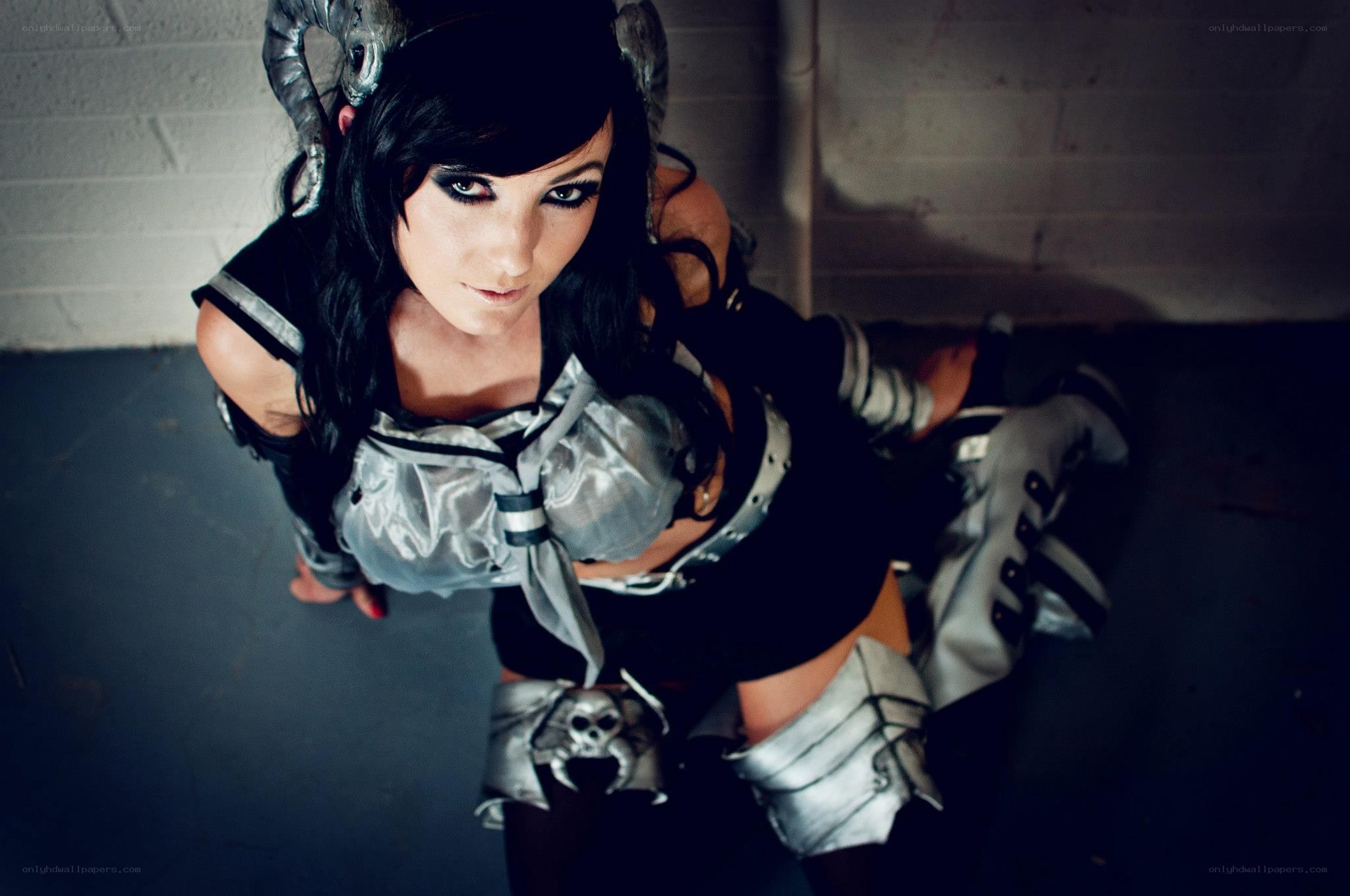 cosplayer in armor costume